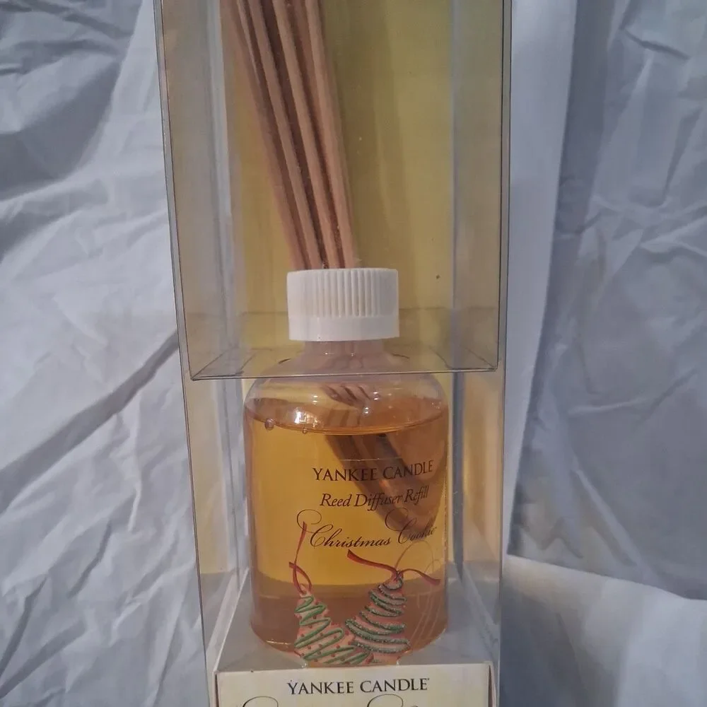 Vintage Yankee Candle, Reed Diffuser Refill Set- Christmas Cookie Scent
